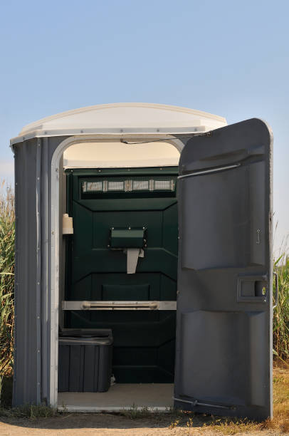 Best Portable restroom trailer rental  in Agler Estates, FL